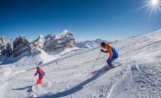 DOLOMITI SUPERSKI - 250 km di piste aperte, Sellaronda nel weekend 