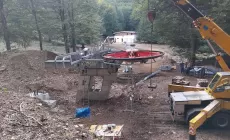 LACENO - Rinnovo impianti a buon punto: si montano i piloni della seggiovia Rajamagra