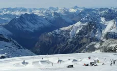 PASSO DELLO STELVIO - L'evento White Feeling inaugura la stagione dello sci estivo