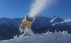 BORMIO - Cannoni in azione e condizione neve pista Stelvio, fotogallery