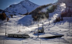 SESTRIERE - Prima nevicata sulle piste della Vialattea, si scia dal 7 dicembre 