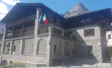 COURMAYEUR - Il Liceo Linguistico diventa ski college