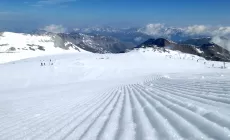 PASSO DELLO STELVIO - Il piacere dello sci estivo in ghiacciaio