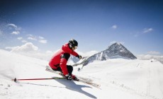 SCI - Slalomiste a Hintertux, le altre a Ushuaia