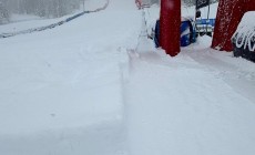Troppa neve: cancellato il primo superG in Val di Fassa, si lavora per domenica